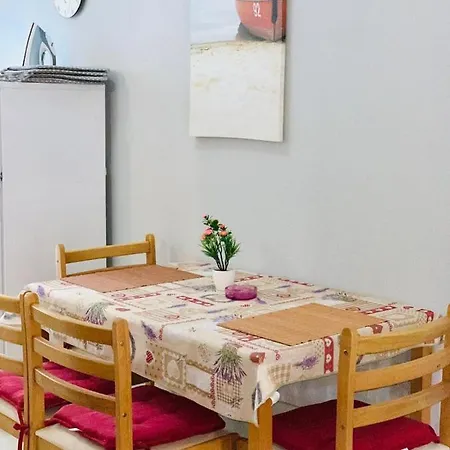 Leptokarija Drugi * Leptokaryá